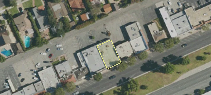 2475 Huntington Dr