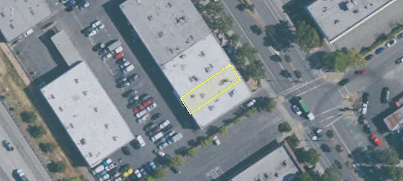 7032 Vlg Pkwy