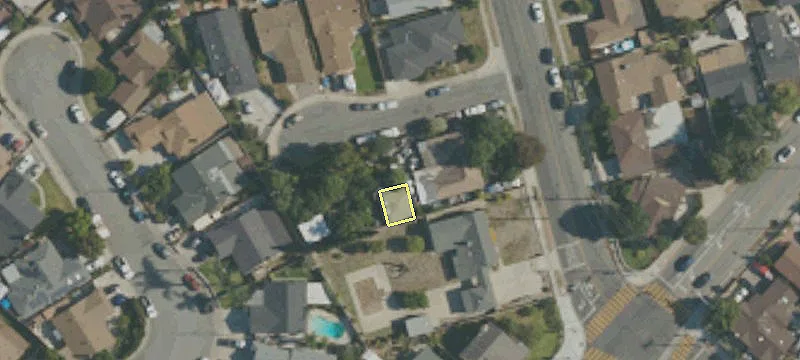 3717 Foster Ave