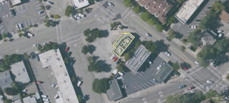 323 Livermore Ave