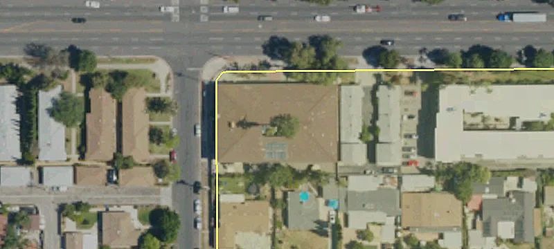 15152 Victory Blvd