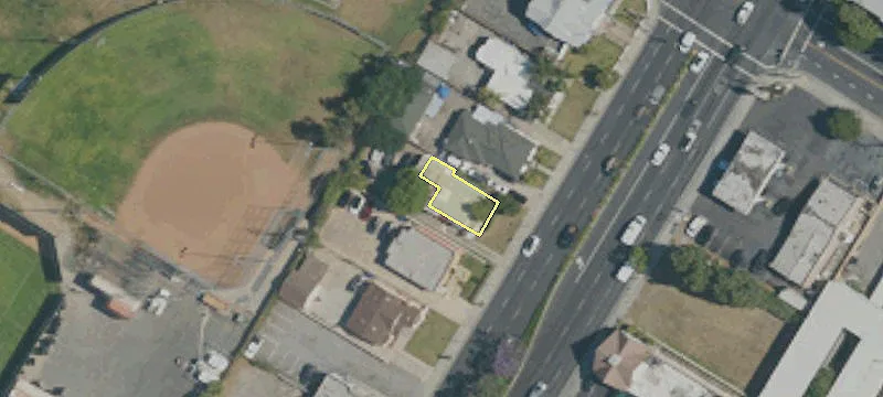 10821 Lakewood Blvd