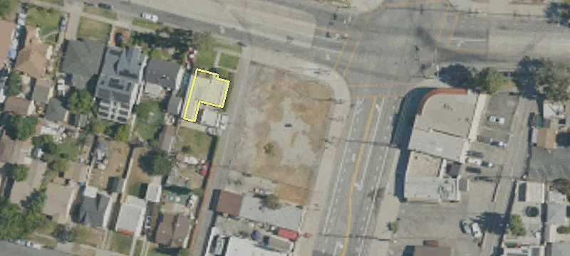 9244 Beverly Rd
