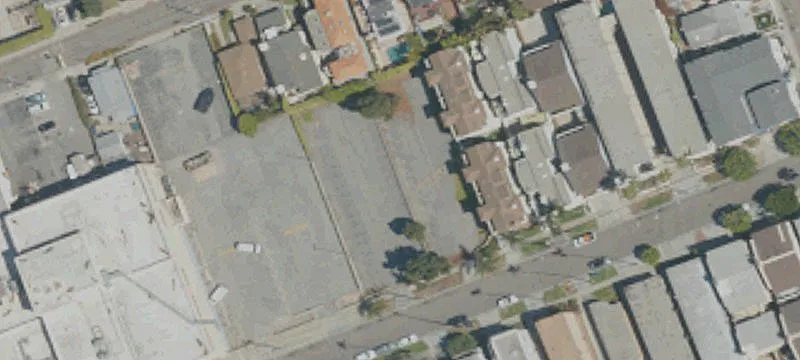 911 1st St