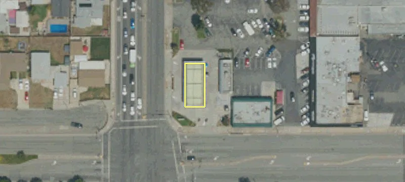 954 Grand Ave