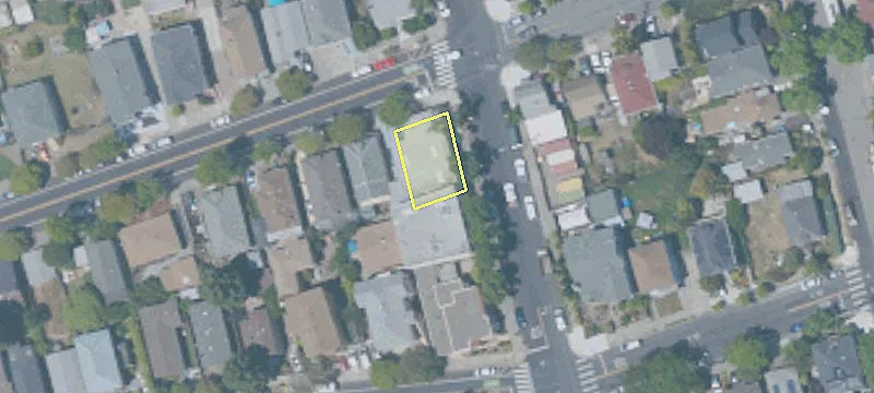 6121 Vallejo St
