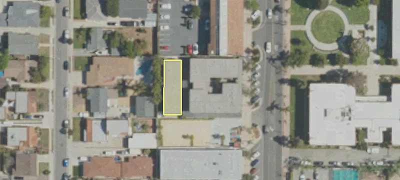 24319 Narbonne Ave