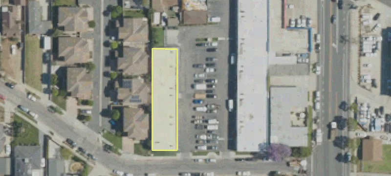 2020 Lomita Blvd