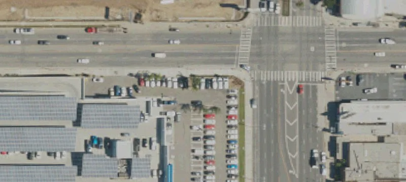 5961 Van Nuys Blvd