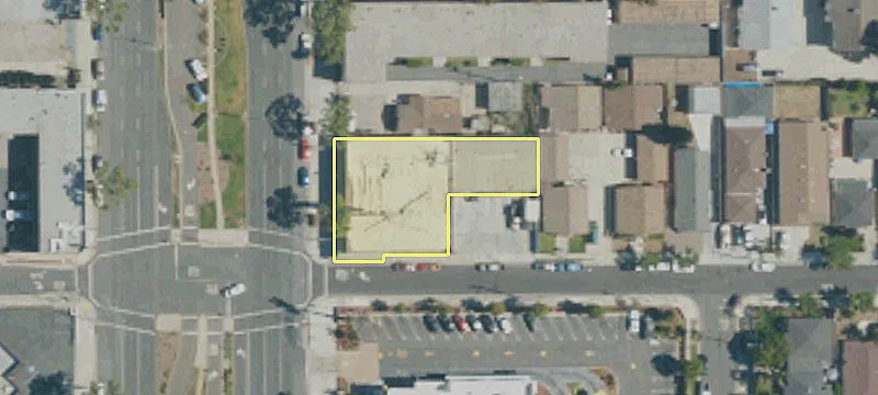 15438 Hawthorne Blvd