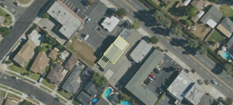 11120 Whittier Blvd