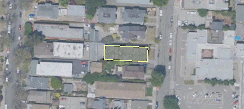 1529 Saint Charles St