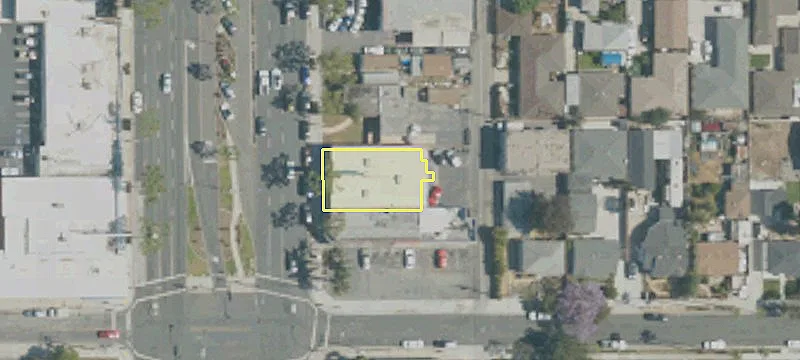 16818 Hawthorne Blvd