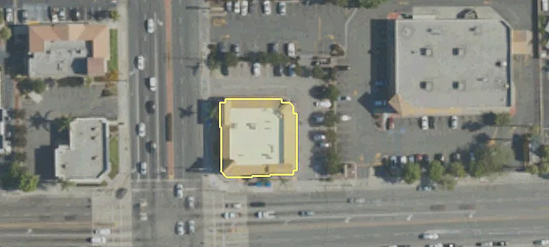 13542 Lakewood Blvd