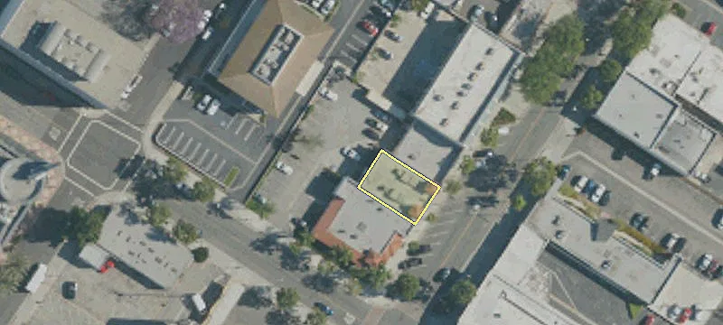 10921 Downey Ave