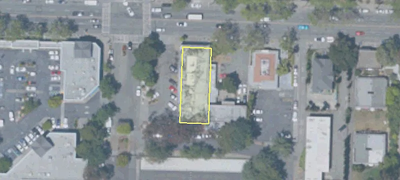 704 Central Ave
