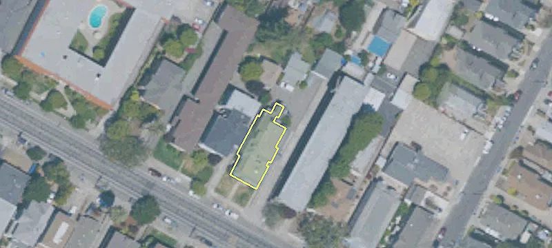 2153 Santa Clara Ave