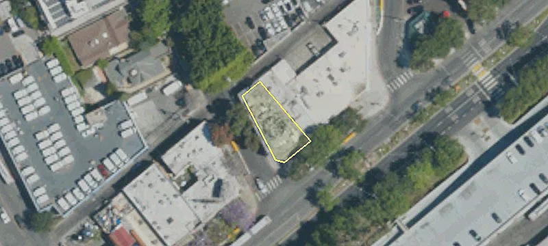 8811 Santa Monica Blvd