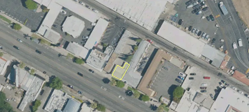 11745 Ventura Blvd
