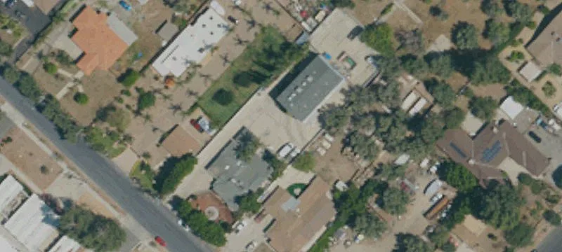 13090 Borden Ave