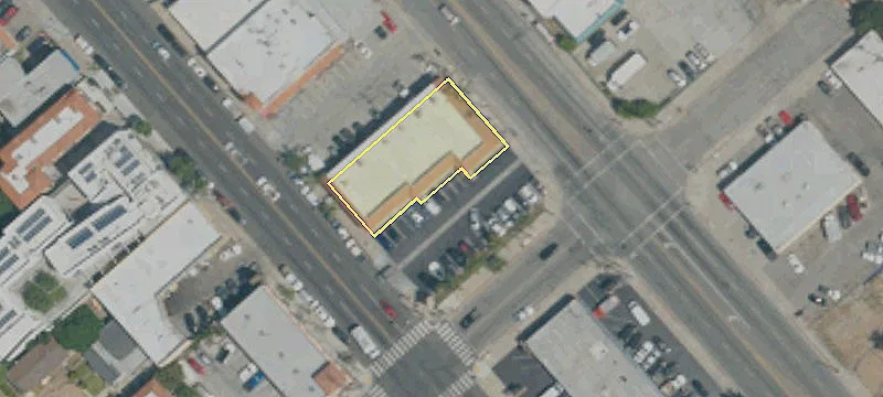101 Workman St