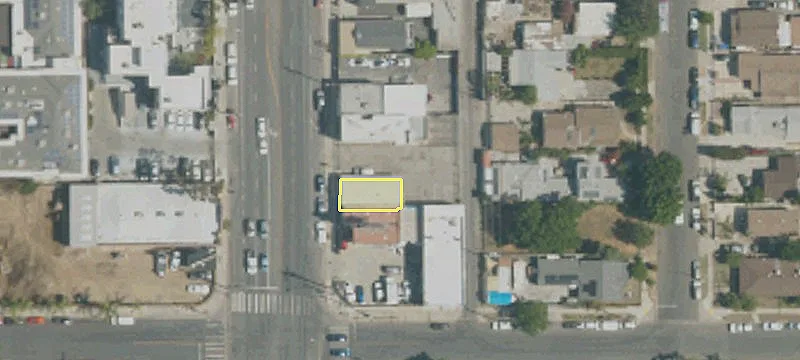 7810 Lankershim Blvd