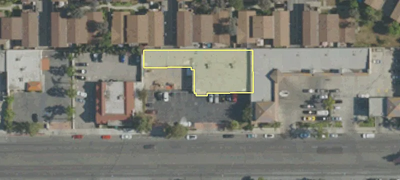 8595 Rosecrans Ave