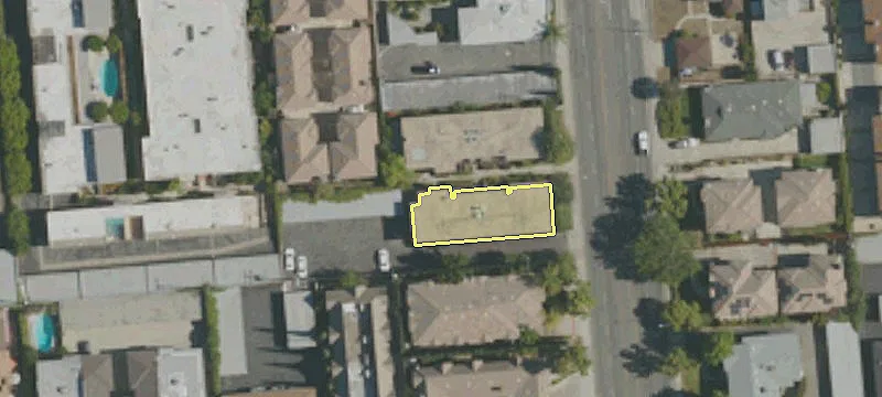 1015 Sunset Blvd