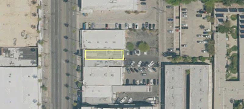 6624 Van Nuys Blvd