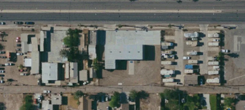 1136 Main St
