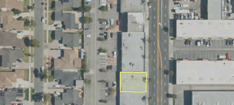 13945 Van Ness Ave