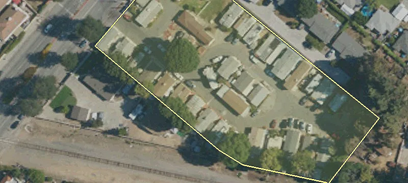 9022 Painter Ave