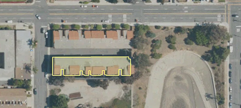 910 Grand Ave