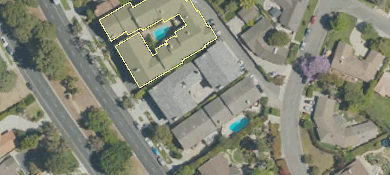 2406 Palos Verdes W Dr