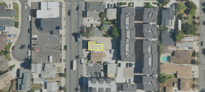 25012 Narbonne Ave
