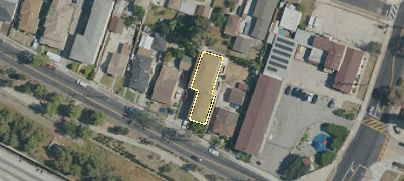 3727 Fernwood Ave