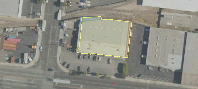 4309 District Blvd