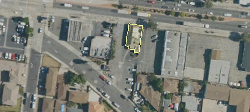 4722 Slauson Ave