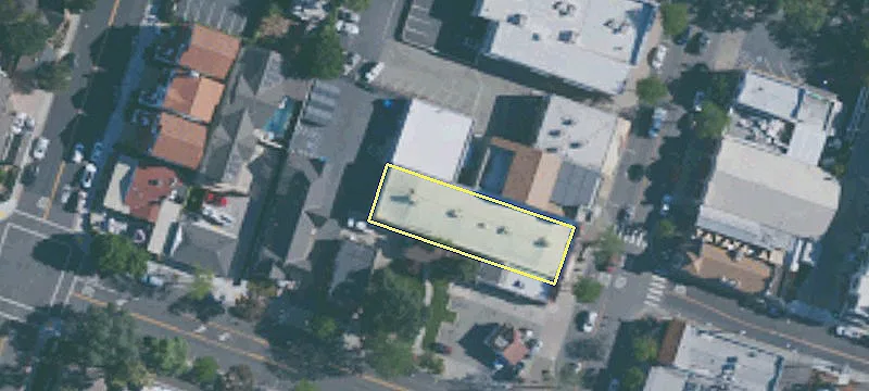 719 Main St