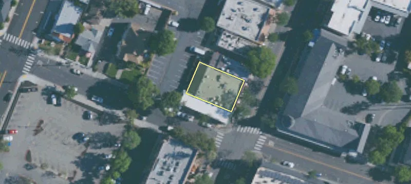 405 Main St