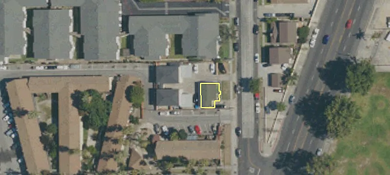 15335 Woodruff Pl