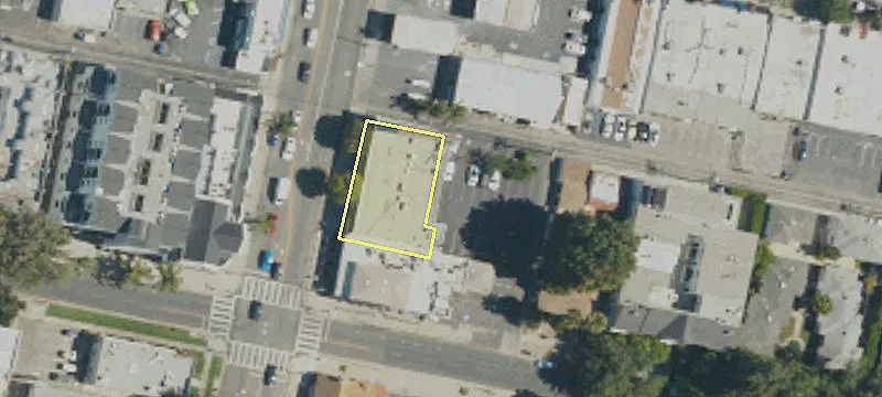 4340 Van Nuys Blvd