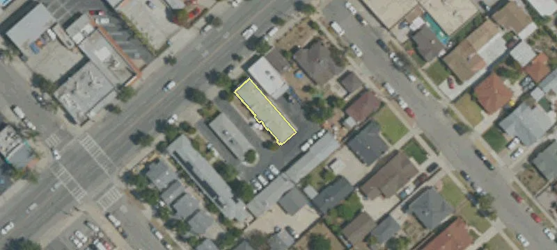 716 Maclay Ave