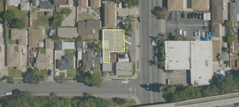 17149 Woodruff Ave