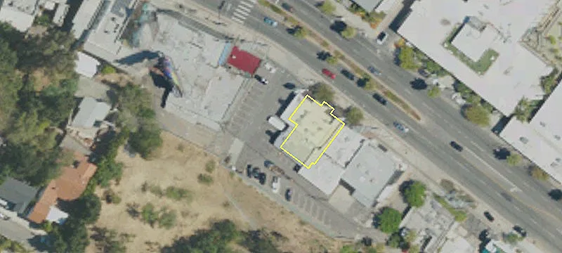 3413 Cahuenga W Blvd