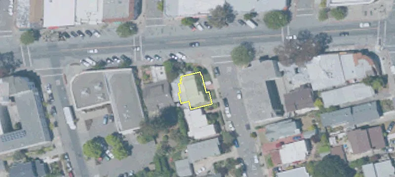 900 Carmel Ave
