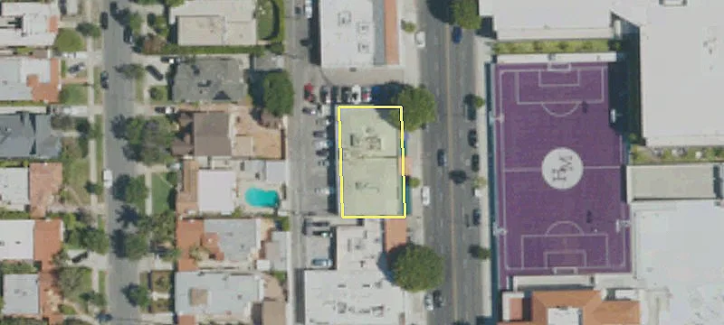 137 Robertson Blvd