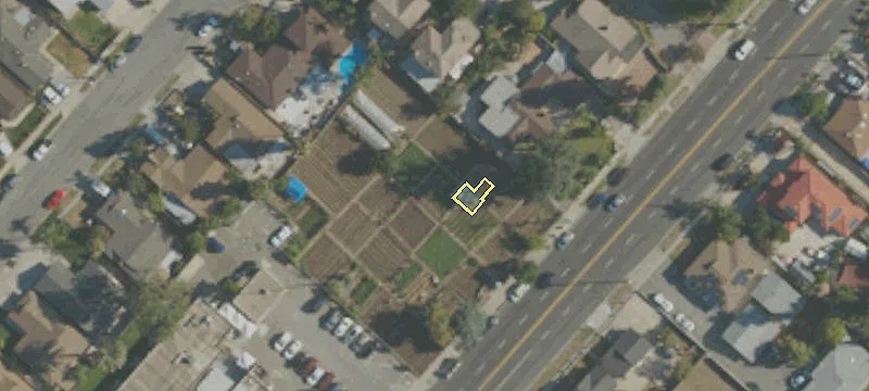 3615 Puente Ave