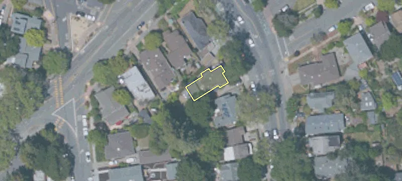 1206 The Alameda