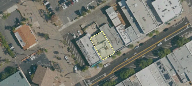 152 Grand Ave